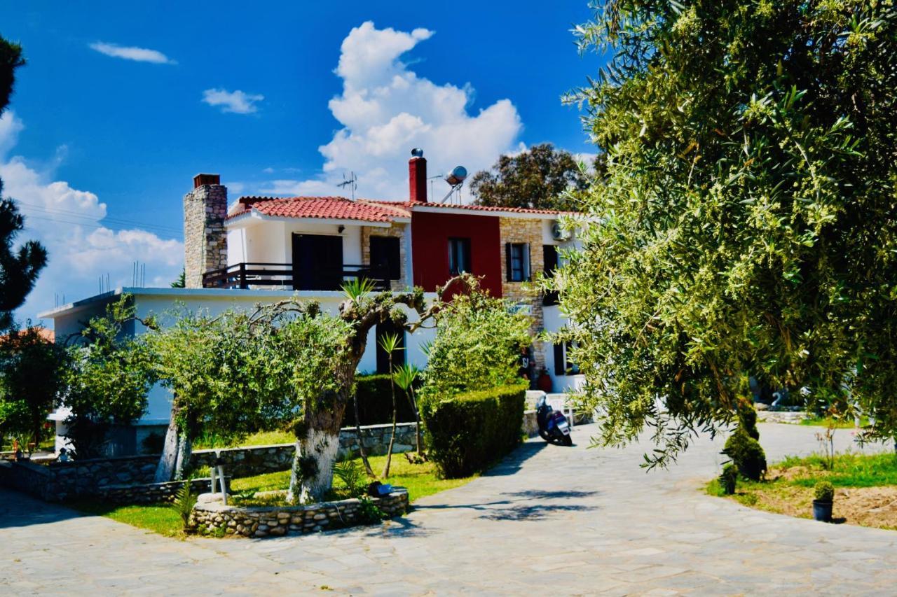 Hotel Kari Ouranoupoli Eksteriør bilde
