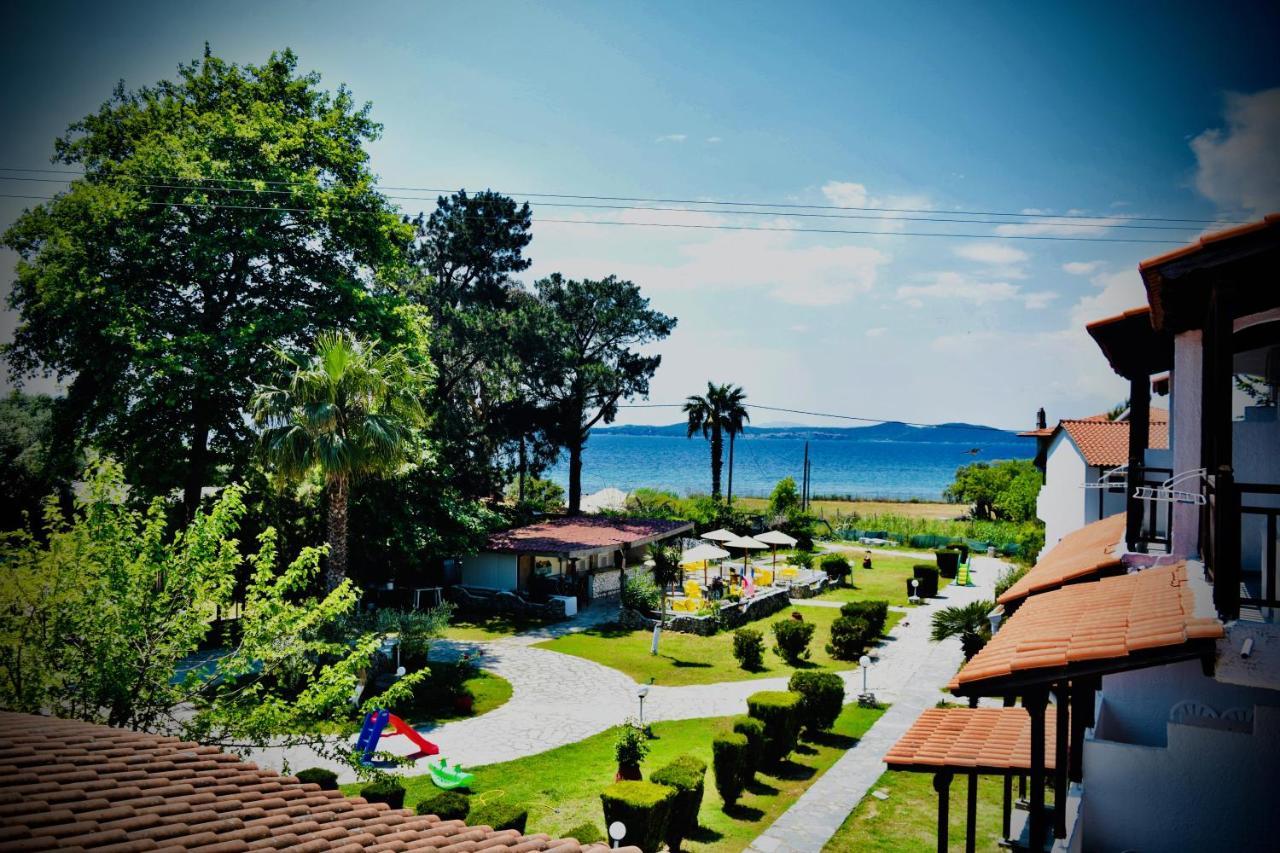 Hotel Kari Ouranoupoli Eksteriør bilde