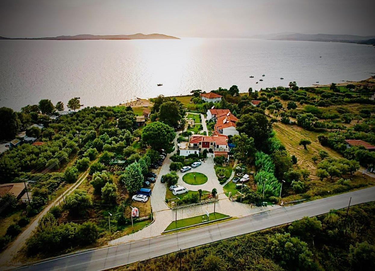 Hotel Kari Ouranoupoli Eksteriør bilde